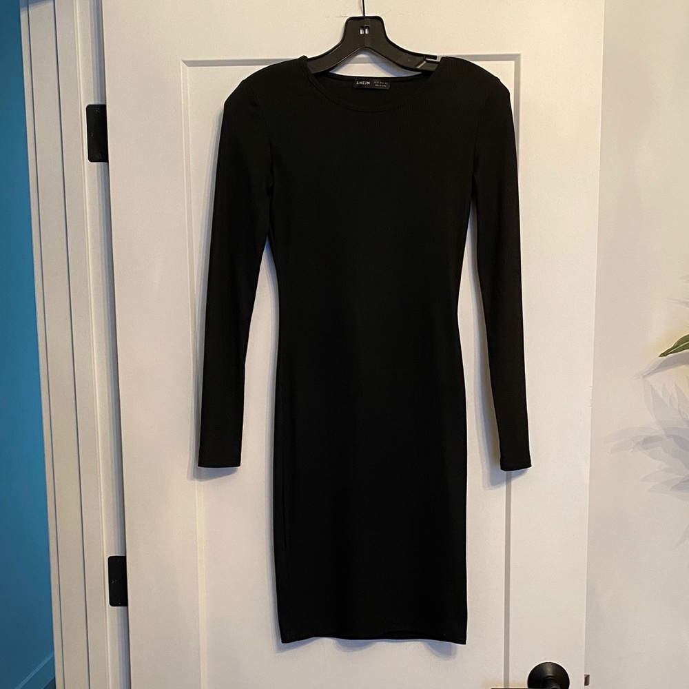 Long sleeve bodycon midi dress